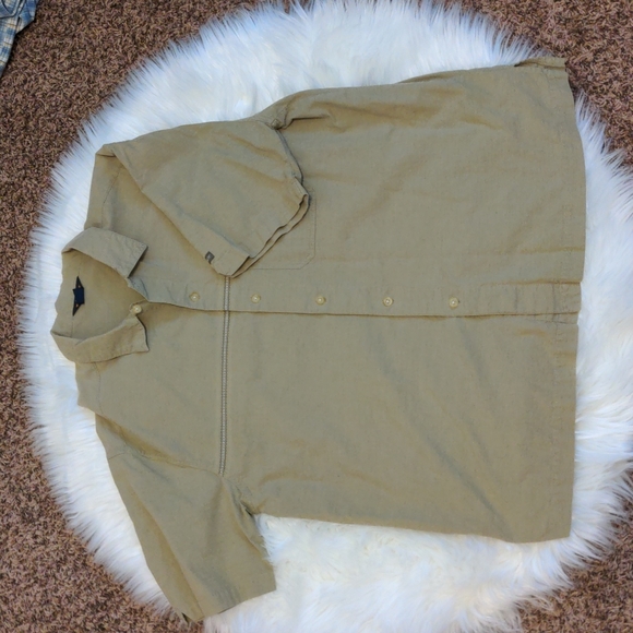 Woolrich Short Sleeve Button Shirt - Picture 3 of 4